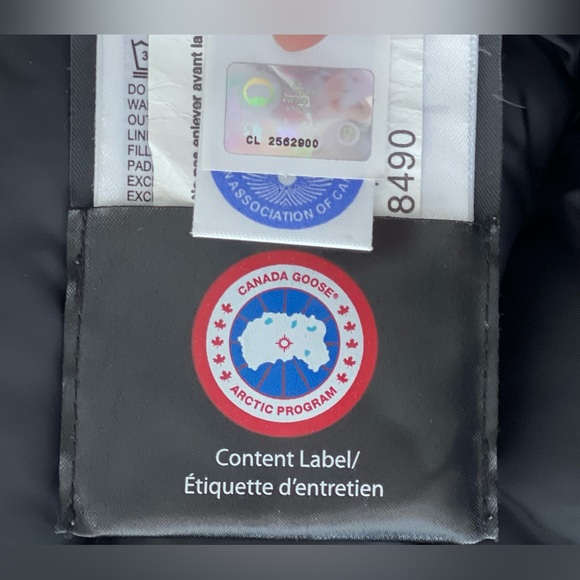 Authentic Canada Goose Coat - Picture 4 of 4